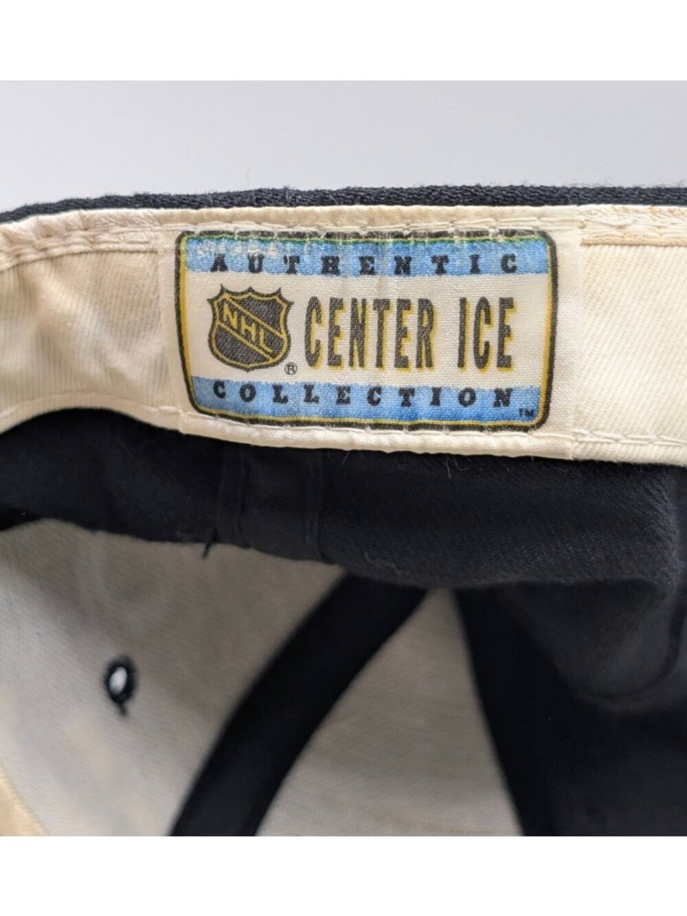Vintage Los Angeles Kings Fitted Script Wool Hat 90s NHL Ice Hockey Size 6 5/8 - Picture 7 of 9